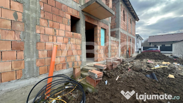 Casa individuala de vanzare in Selimbar 130 mpu curte libera