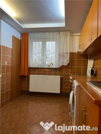 Apartament 2 camere semidecomandat zona Dambovita