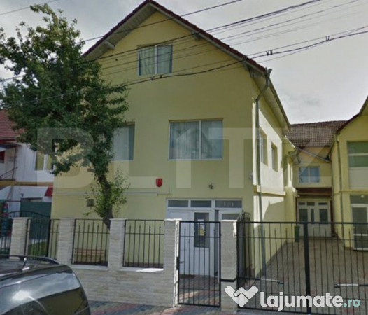 Casa individuala/pensiune, 14 camere, 408 mp, zona piata dec