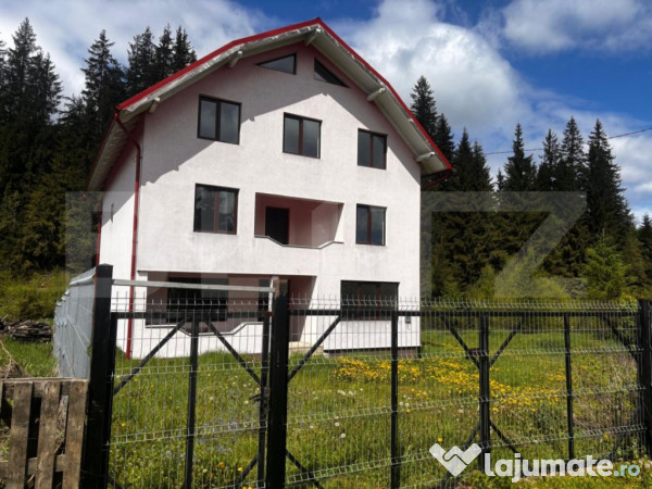 Casa individuala 360mp piatra fantanele