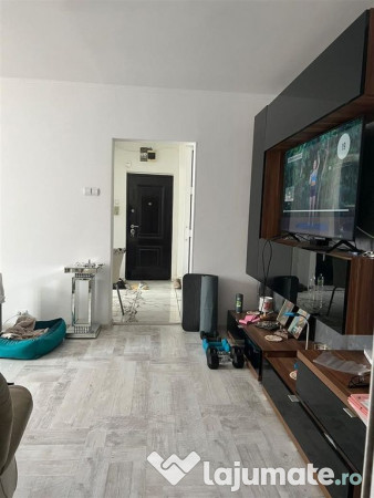 Apartament 3 camere complet mobilat si utilat etj 1 din 1...