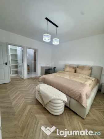 Casă de închiriat – 4 camere, 2 băi – miroslava