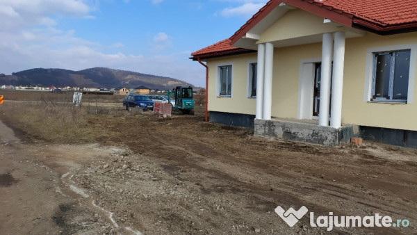 Casa moderna in sanpetru - confort, eficienta si echilibru
