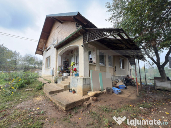 Casă 120 mp, teren 31 arii – medișa, comuna viile satu m