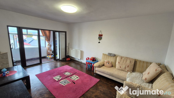 Apartament 3 camere cu boxa inclusa - cartier traian