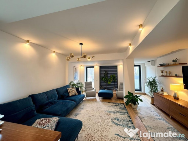 Apartament/duplex 3 camere de lux, zona faleză nord