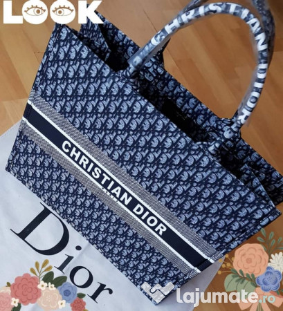 Trei lână mentă  Geantă Christian Dior material textil /Franța, 299 lei - Lajumate.ro