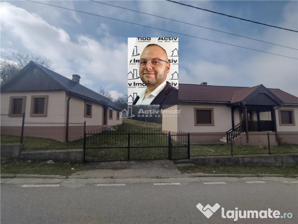 Carbunari, 2 case renovate recent, teren 2.250mp, pret negoc