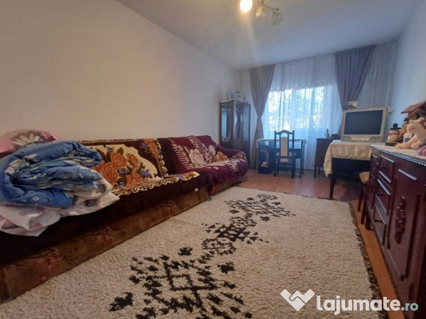 Apartament 3 Camere, etaj 2, zona Nicolina 1 (Lidl)