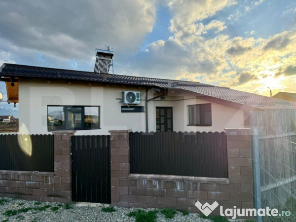 Casa frumoasa si insorita, de vanzare. sanpetru-bod. curte s