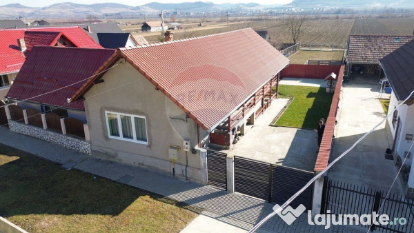 Casă în comuna săsească Dârlos – judetul Sibiu