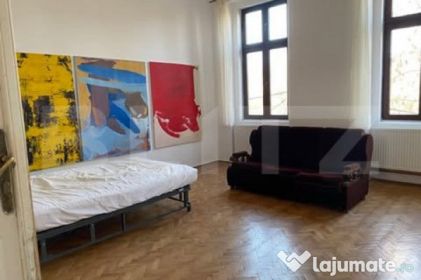 Apartament cu 3 camere, 105 mp, spatios, zona ultracentrala