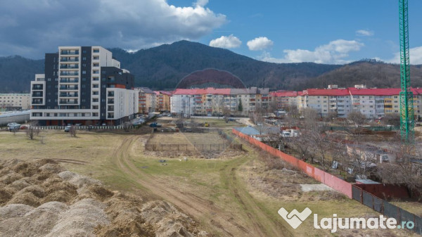 Teren intravilan de vânzare în Noua, str. Nucului – I...