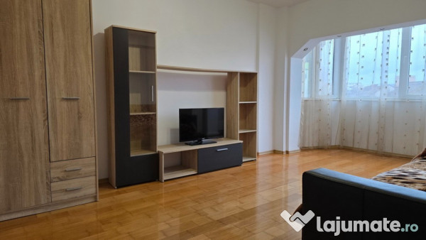 Apartament 2 camere in Deva, zona ultracentrala Decebal-Maniu, et 3