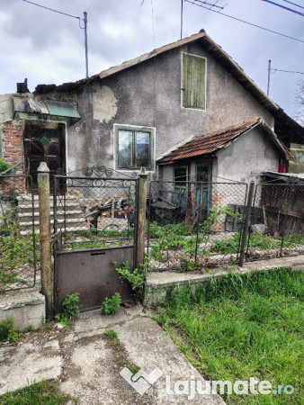 Casă vânzare lupeni, zona ștefan
