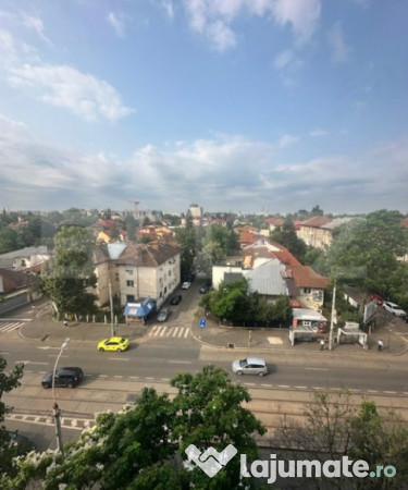 Apartament de vanzare, cu 2 camere, 58 mp, zona 1 mai