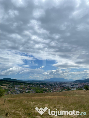 Teren intravilan de vânzare – 500 mp, priveliște panoram