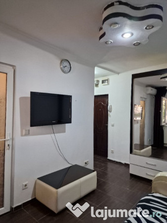 Proprietar vand garsoniera