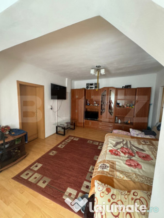Casa de inchiriat, cu 2 camere, 85 mp, zona marasti