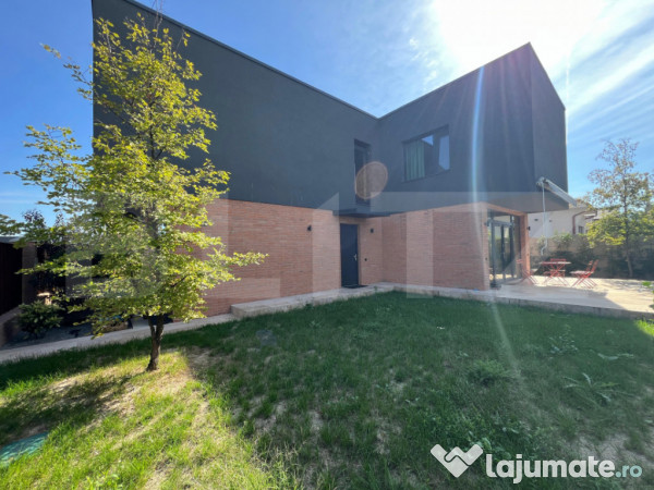 Casa 5 camere , 145 mp utili, curte proprie 300 mp