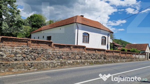 Casă de familie | 175 mp + curte 3166 mp | tătărăști, b