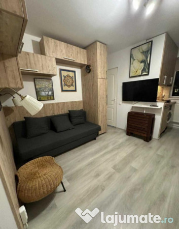 Garsoniera / 5 minute metrou 1 decembrie 1918 /