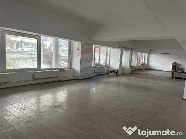 Spațiu comercial de 166mp de închiriat în zona calea r...