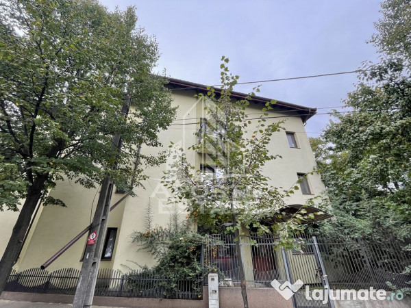 Cladire 16 camere si 13 bai, p+2+m, lipovei, ideala cazar...