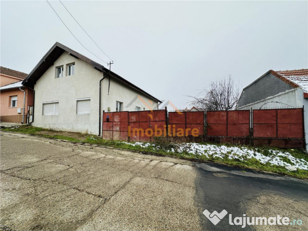 Casa cu etaj, 579 mp teren, zona dealuri, strada valcelelor