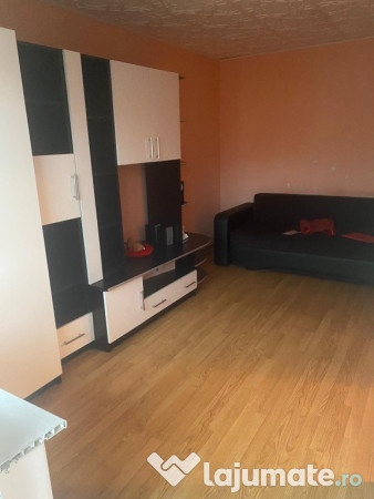apartamente de vanzare petrila