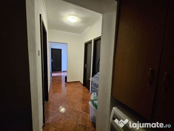 Apartament 3 camere decomandat Piata Muncii -lift-2 bai-b...