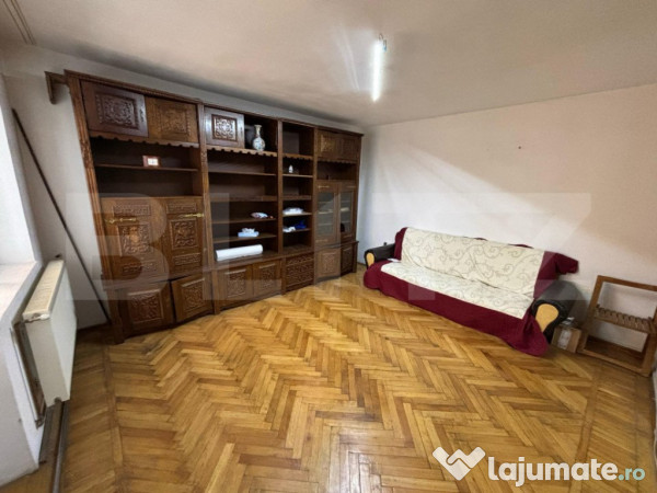 Apartament de vanzare, 3 camere, 68 mp, zona ultracentrala