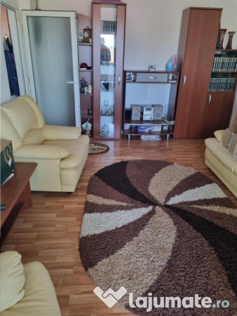 Apartament 3 cam 74mp decomandat ultracentral - Piata