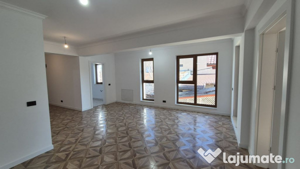 Apartament cu 2 camere, parcare, centrala, 2025 - Parc Ba...