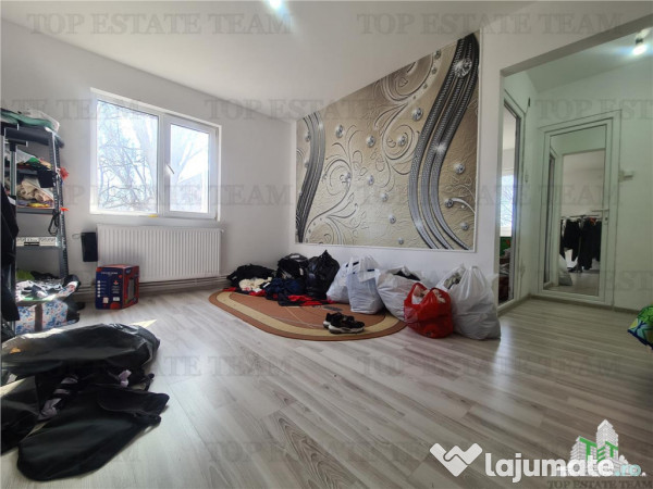 Apartament 2 camere cu centrala proprie zona Parc Livezilor