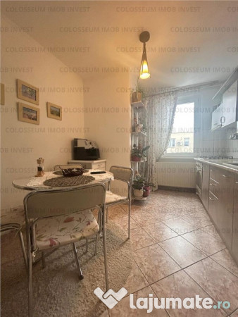 Apartament cu 2 camere, decomandat - zona Astra