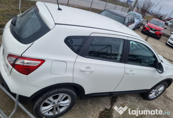 Nissan QASHQAI diesel 2013