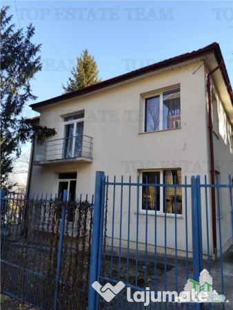 Apartament 3 camere de inchiriat in casa, central Cluj