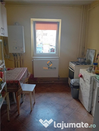 Apartament 2 camere parter zona Lipovei