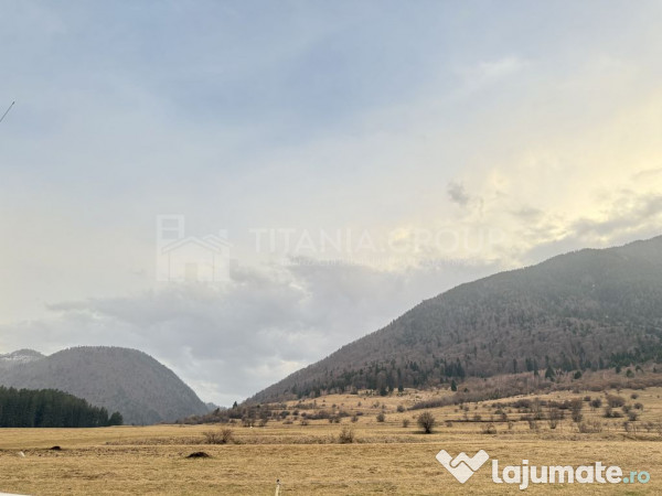 Teren intravilan, cu priveliște superbă, în zărnești