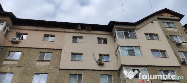 Targoviste Micro 6  3 decomandate 68000 euro