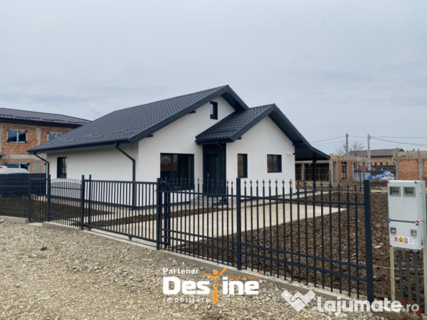 Casa plan parter 3 camere 90 mp + 500 mp teren, finisaje de