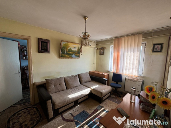 Vând apartament 2 camere zona centrală balș