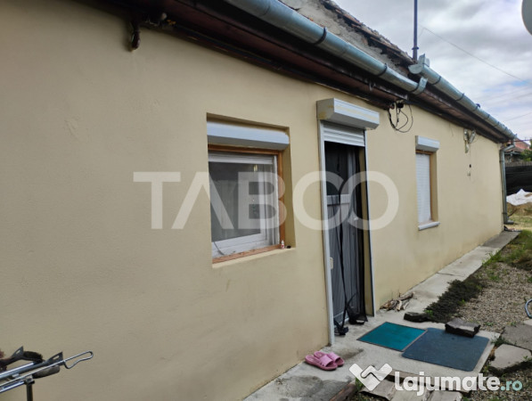 Casa individuala de vanzare cu 2 camere 1150 mp teren seica