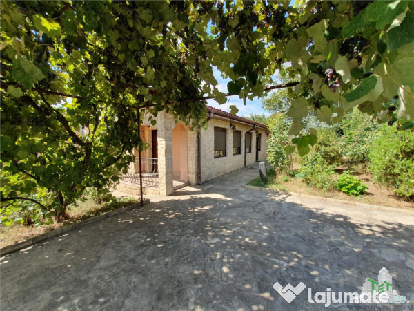 Casa individuala superba si teren generos techirghiol