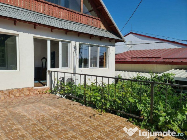 De inchiriat - casa p+1e+m - zona port, langa liceul de m...
