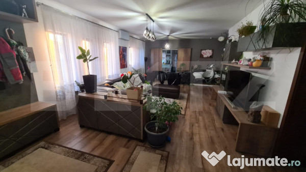 Casă de vânzare, 153 mp, teren 500 mp, cartierul marcus