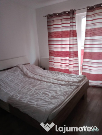 Vând apartament 2 camere