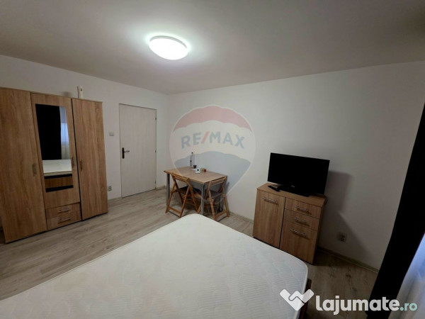 Apartament cu 1 camere de închiriat în zona 1 mai