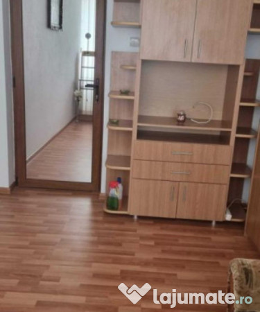 APARTAMENT 3 CAMERE/ ZONA ULTRACENTRALA/ PLOIESTI